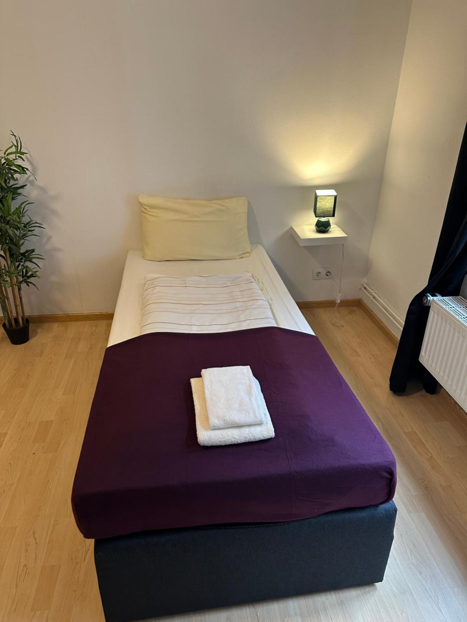 City Apartments Direkt Am Hauptbahnhof - Perfekt Fuer Pendler Und Monteure นอยมึนสเตอร์ ภายนอก รูปภาพ