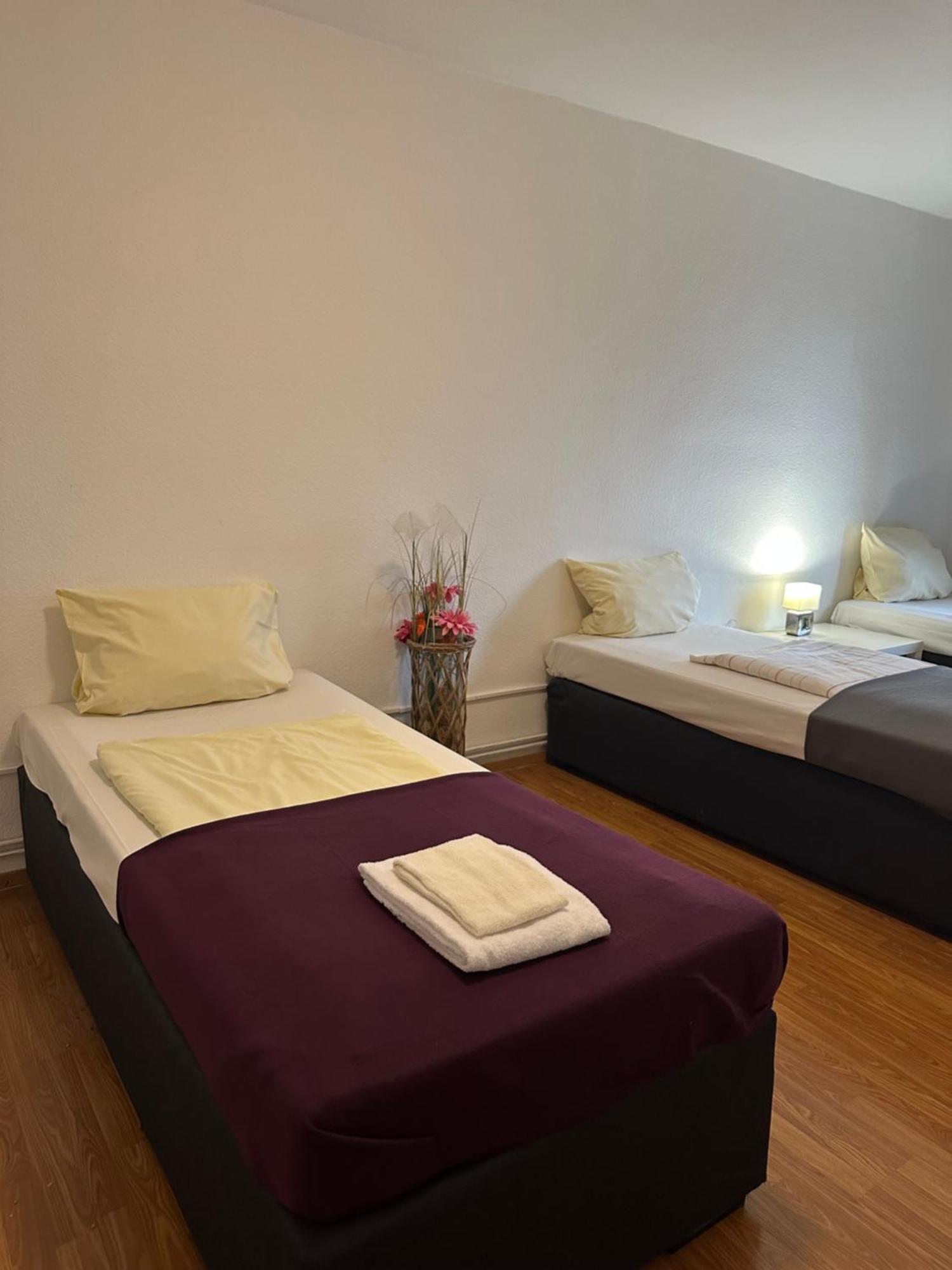 City Apartments Direkt Am Hauptbahnhof - Perfekt Fuer Pendler Und Monteure นอยมึนสเตอร์ ภายนอก รูปภาพ