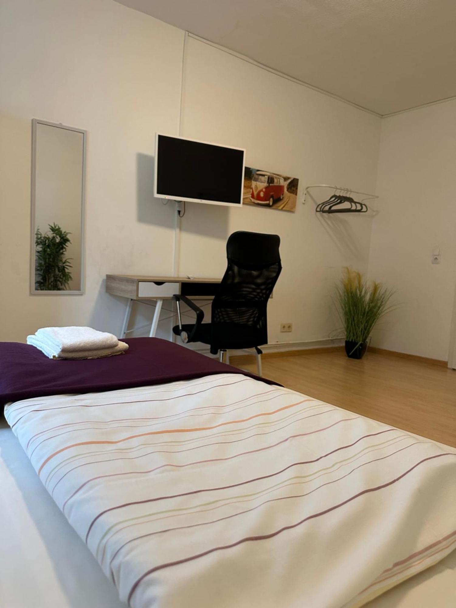 City Apartments Direkt Am Hauptbahnhof - Perfekt Fuer Pendler Und Monteure นอยมึนสเตอร์ ภายนอก รูปภาพ