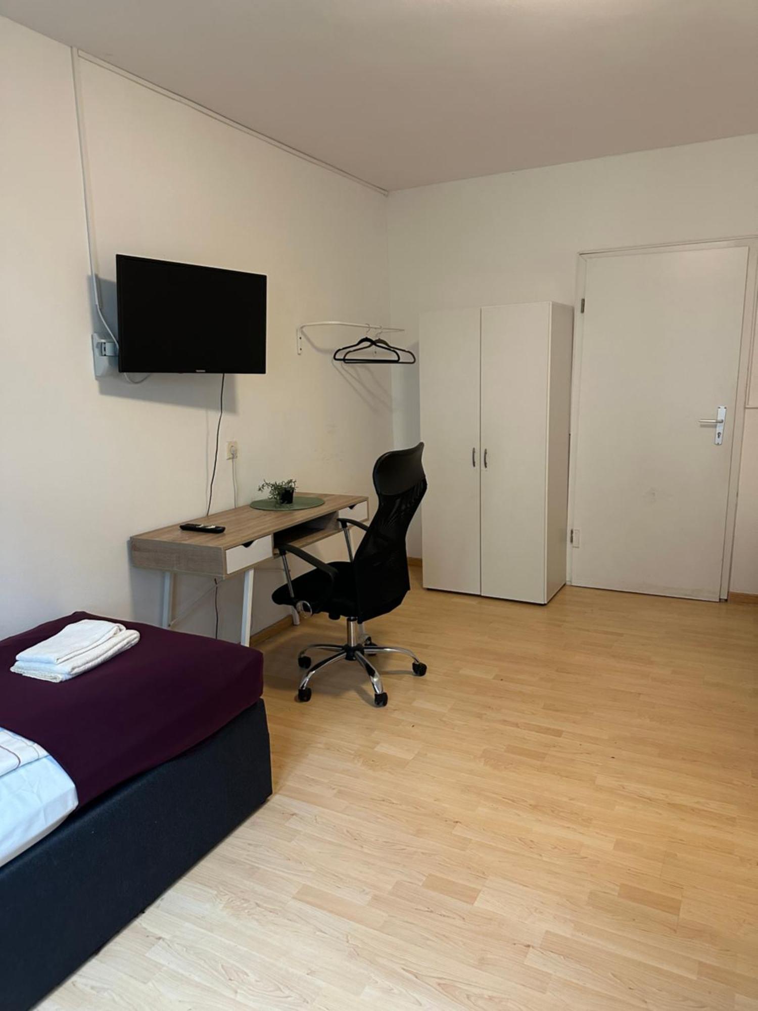 City Apartments Direkt Am Hauptbahnhof - Perfekt Fuer Pendler Und Monteure นอยมึนสเตอร์ ภายนอก รูปภาพ