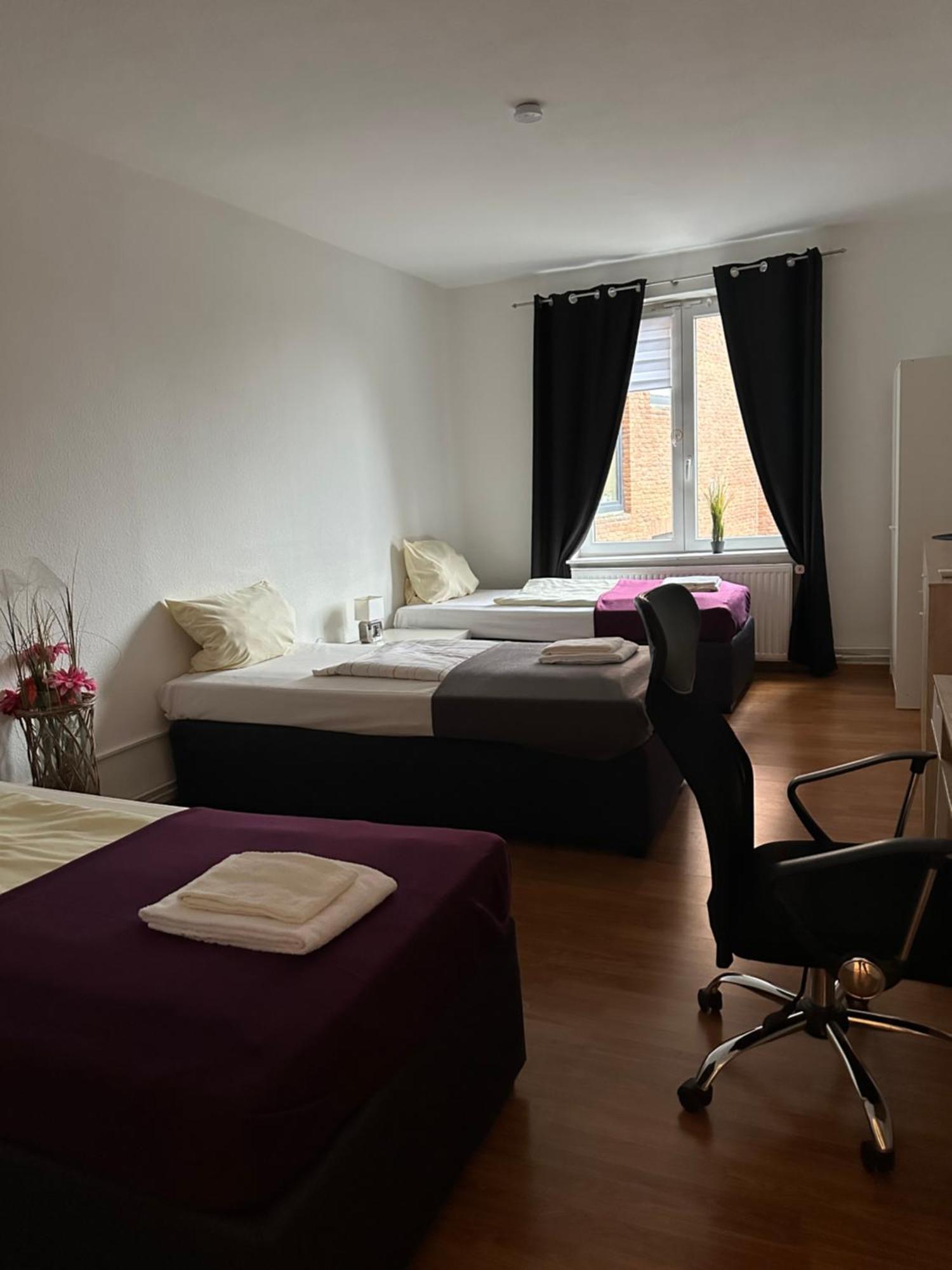 City Apartments Direkt Am Hauptbahnhof - Perfekt Fuer Pendler Und Monteure นอยมึนสเตอร์ ภายนอก รูปภาพ