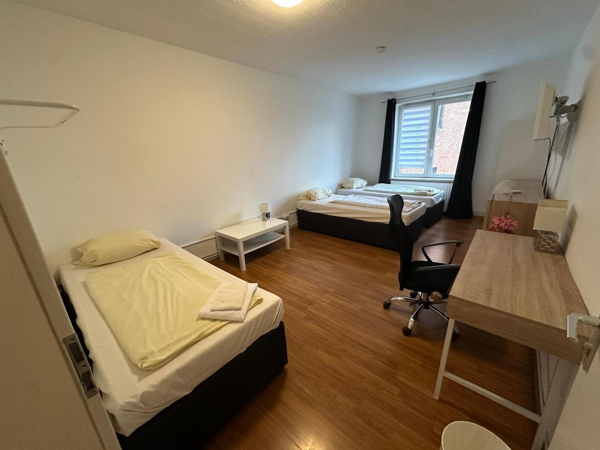 City Apartments Direkt Am Hauptbahnhof - Perfekt Fuer Pendler Und Monteure นอยมึนสเตอร์ ภายนอก รูปภาพ
